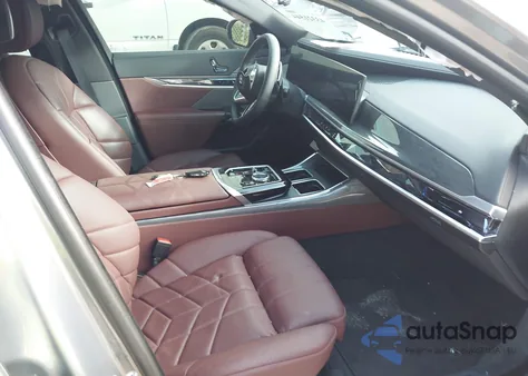 2024 BMW 760 I xDrive from USA, damaged, VIN WBA33EJ05RCR70449